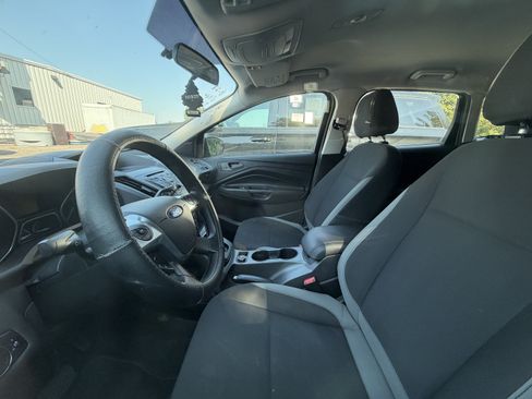 Used 2014 Ford Escape S FWD image 7