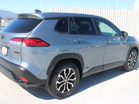 Used 2024 Toyota Corolla Cross AWD Hybrid image 3