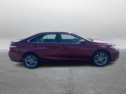 Used 2016 Toyota Camry SE FWD image 6
