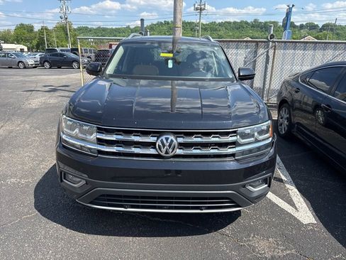Used 2018 Volkswagen Atlas SEL Premium AWD/4WD image 4