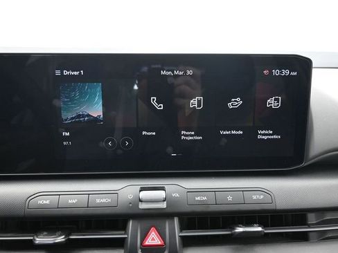 Used 2025 Kia K4 LXS image 22