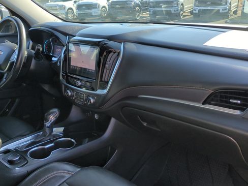 Used 2021 Chevrolet Traverse Premier w/ LPO, 'HIT The Road' Package FWD image 31