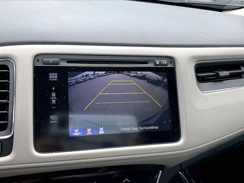 Used 2017 Honda HR-V EX image 29