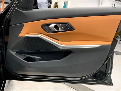 Used 2024 BMW 330i xDrive Sedan w/ Convenience Package image 29