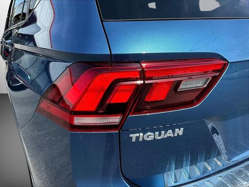 Used 2019 Volkswagen Tiguan S w/ Driver Assistance Package AWD/4WD image 25