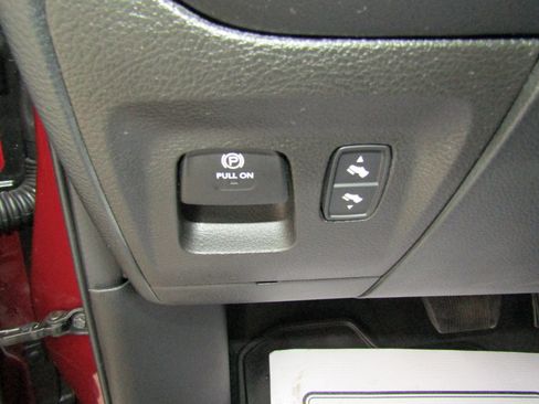 Used 2023 RAM 1500 Limited AWD/4WD image 29
