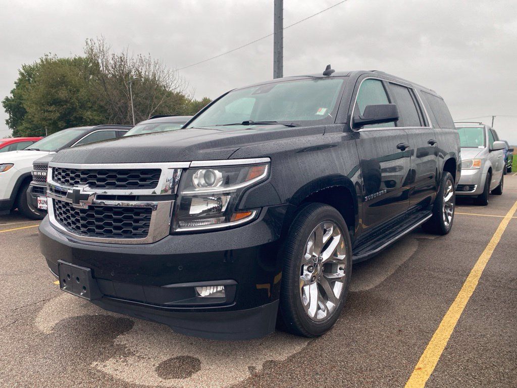 Used 2020 Chevrolet Suburban LT AWD/4WD image 18