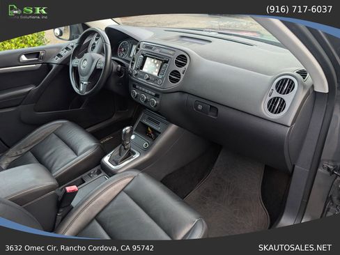 Used 2013 Volkswagen Tiguan SEL image 14