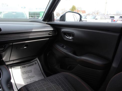 Used 2024 Honda HR-V Sport image 12