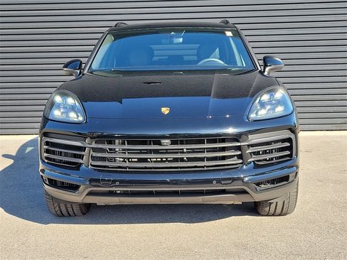 Certified 2023 Porsche Cayenne S Platinum image 10
