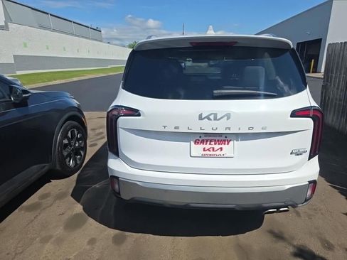 Used 2023 Kia Telluride SX AWD/4WD image 4