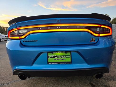 Used 2016 Dodge Charger R/T Scat Pack w/ Technology Group image 12