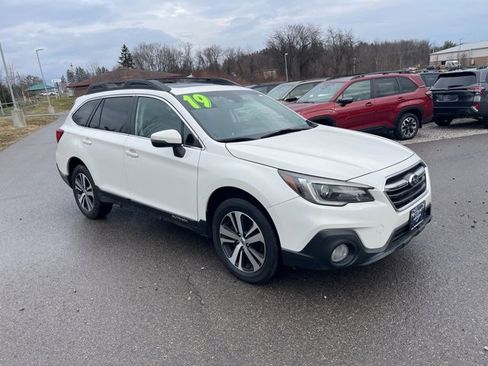 Used 2019 Subaru Outback 2.5i Limited image 5