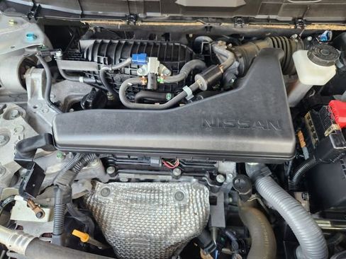 Used 2020 Nissan Rogue S image 26