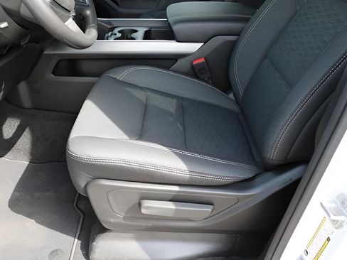 New 2026 RAM 1500 Express AWD/4WD image 12