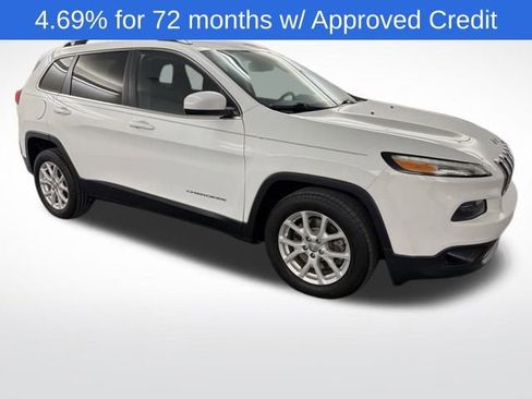 Used 2016 Jeep Cherokee Latitude w/ Comfort & Sound Group image 1