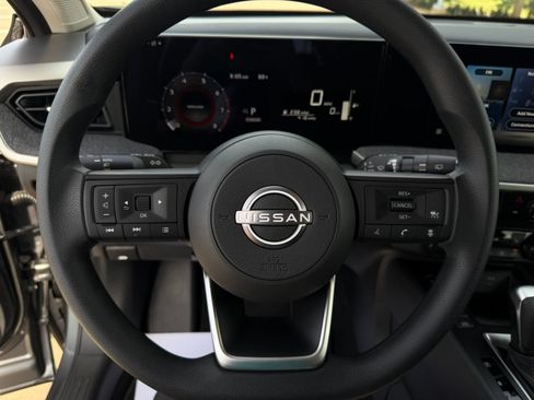 Used 2026 Nissan Kicks SV w/ SV Premium Package FWD image 22