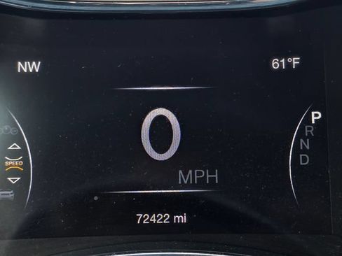 Used 2018 Jeep Grand Cherokee Laredo AWD/4WD image 32