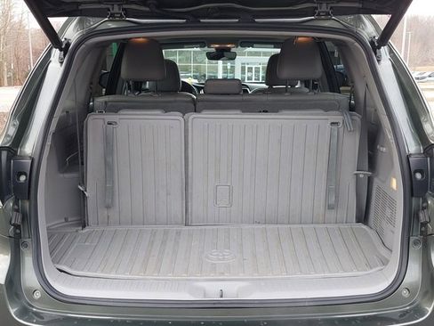 Used 2017 Toyota Highlander XLE image 39
