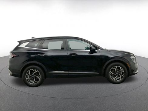 Used 2025 Kia Sportage LX FWD image 10