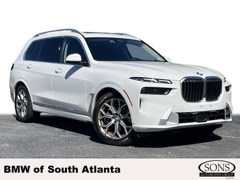 Used 2023 BMW X7 xDrive40i image 1