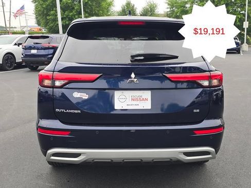 Used 2024 Mitsubishi Outlander SE FWD image 4
