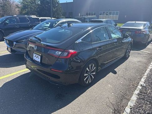Used 2024 Honda Civic EX-L image 4