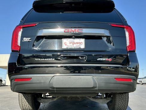 Used 2023 GMC Yukon AT4 w/ AT4 Premium Package image 18