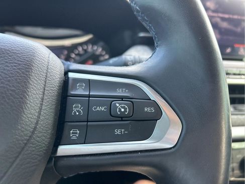 Certified 2022 Jeep Compass Latitude w/ Convenience Group image 17