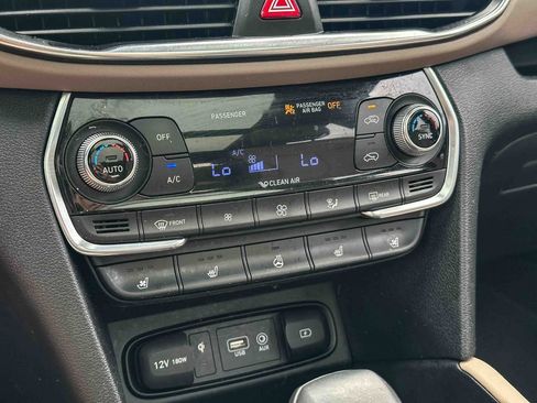 Used 2020 Hyundai Santa Fe Limited FWD image 34