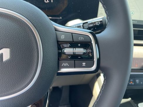 New 2026 Kia Carnival EX FWD image 26