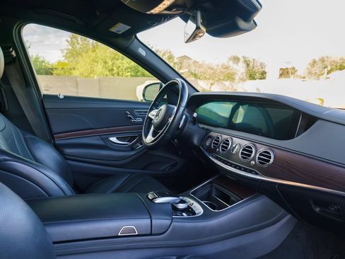 Used 2019 Mercedes-Benz S 450 Sedan image 26