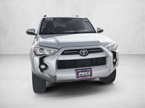 Used 2024 Toyota 4Runner SR5 image 3
