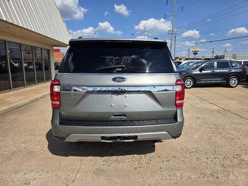 Used 2019 Ford Expedition XLT w/ Equipment Group 202A AWD/4WD image 7
