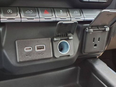 Used 2021 GMC Sierra 1500 SLT AWD/4WD image 8