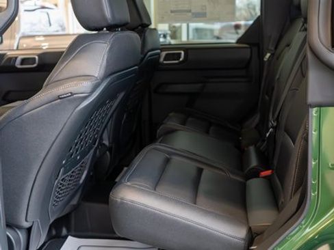New 2025 Ford Bronco Badlands w/ Sasquatch Package image 7