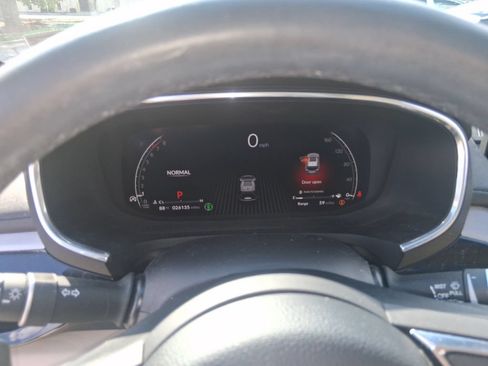 Used 2024 Acura MDX SH-AWD w/ Technology Package image 11