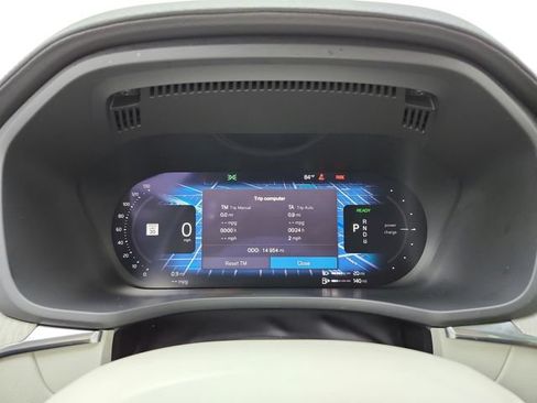 Used 2022 Volvo XC60 T8 Inscription AWD/4WD image 21