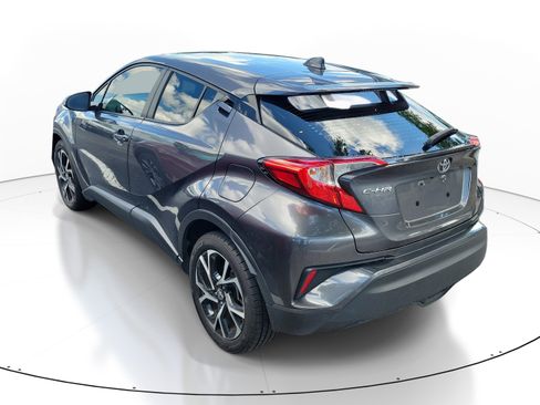 Used 2022 Toyota C-HR XLE FWD image 7