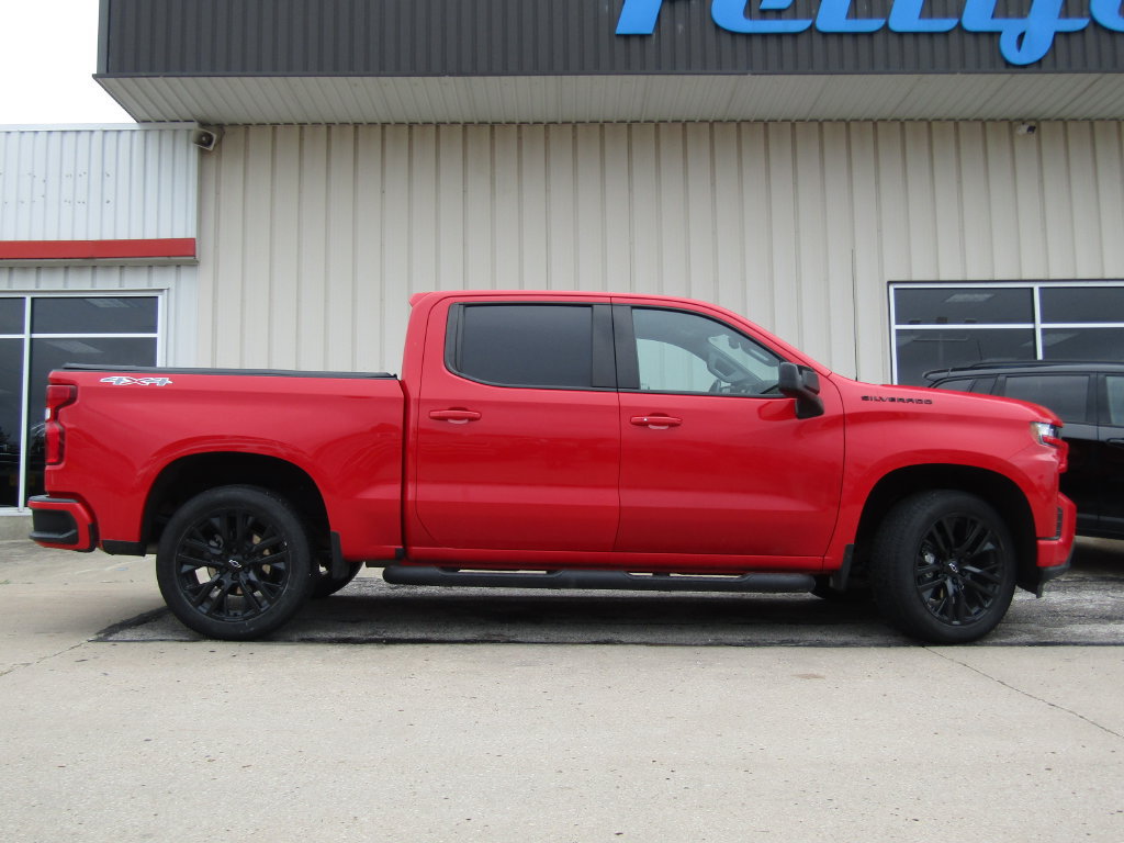 Used 2020 Chevrolet Silverado 1500 RST w/ Rally Edition AWD/4WD image 2