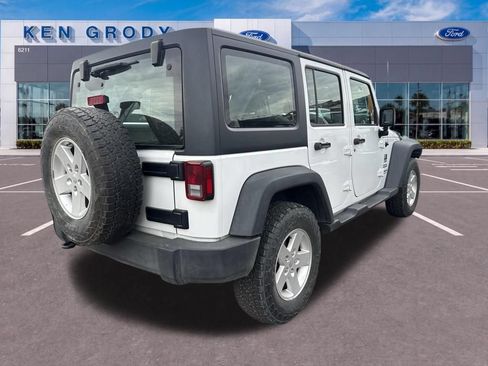 Used 2017 Jeep Wrangler Unlimited Sport AWD/4WD image 4
