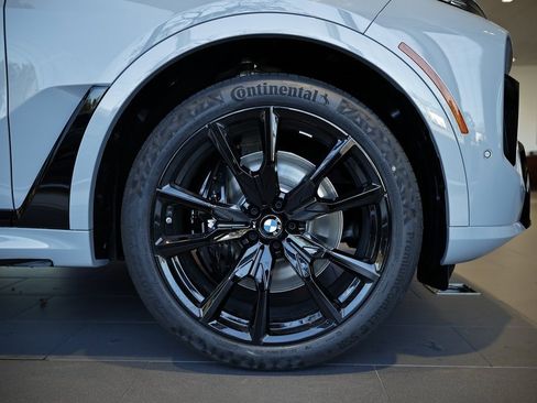 New 2026 BMW X7 xDrive40i w/ M Sport Package image 5