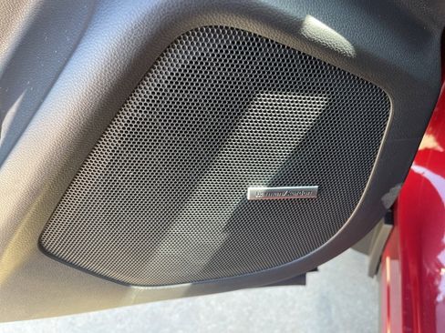 Used 2025 Subaru Ascent Touring image 21