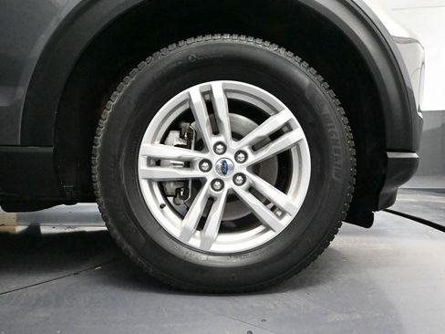 Used 2022 Ford Explorer XLT w/ Class IV Trailer Tow Package image 15