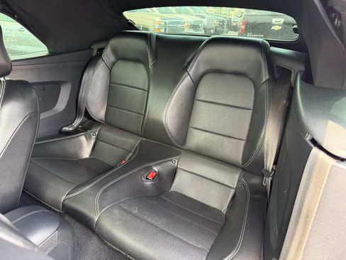 Used 2020 Ford Mustang Premium RWD image 27