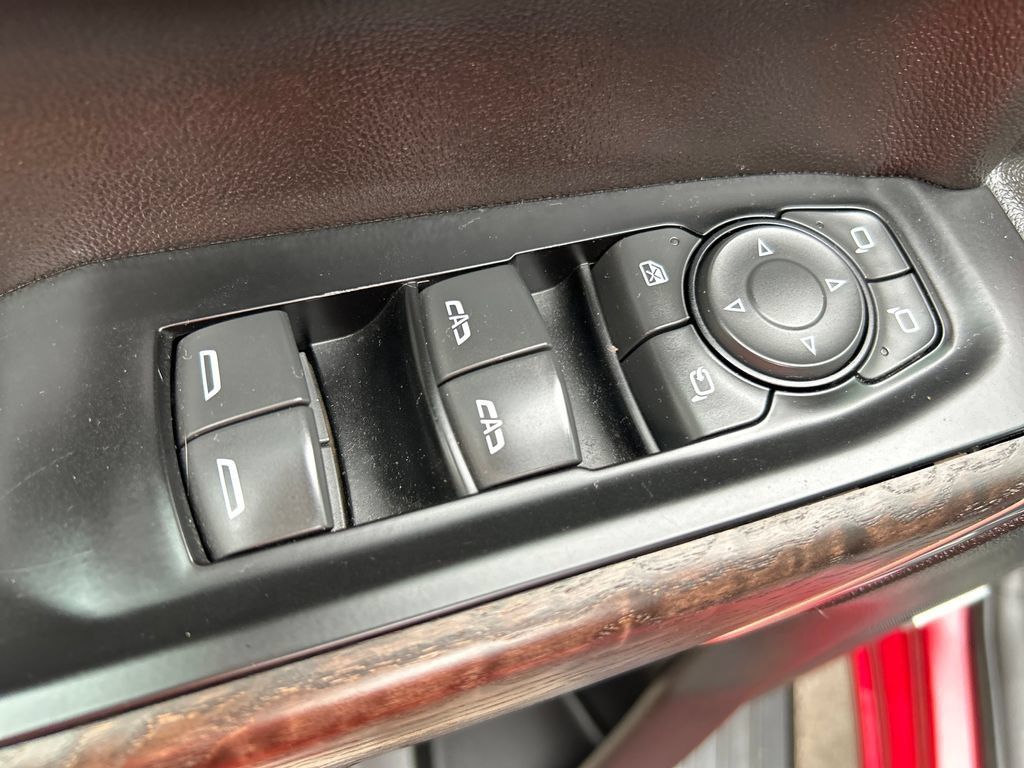 Used 2019 GMC Sierra 1500 Denali w/ Denali Ultimate Package AWD/4WD image 23