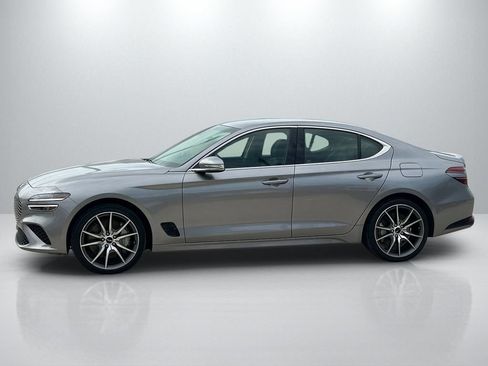 Used 2025 Genesis G70 2.5T RWD image 8