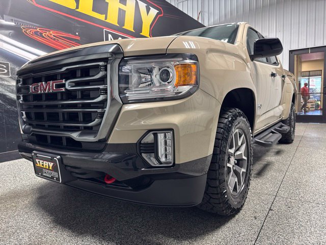 Used 2022 GMC Canyon AT4 w/ Trailering Package AWD/4WD image 2