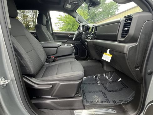 Certified 2024 Chevrolet Silverado 1500 LT AWD/4WD image 22