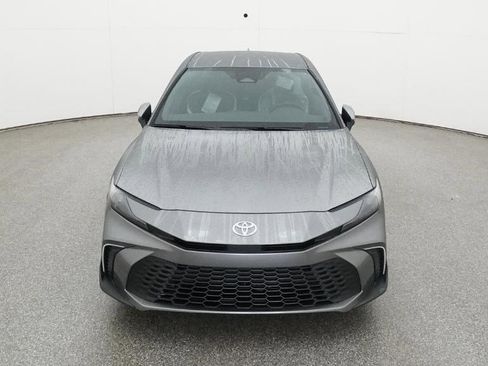 New 2026 Toyota Camry SE image 2